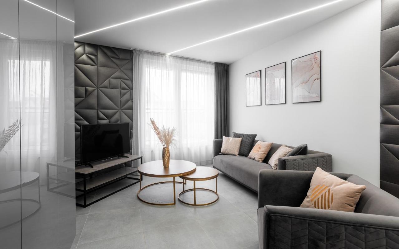 Avand Apartments Debreţin Exterior foto