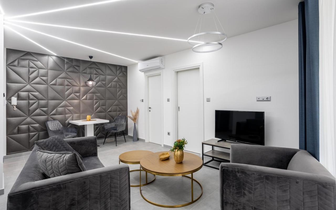 Avand Apartments Debreţin Exterior foto